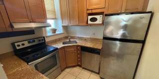 Charming Hill East One Bedroom Gallery 13