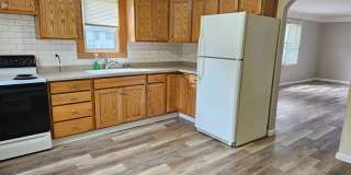 2 Bed 1 Bath Single Family Home in Wisconsin Rapids Gallery 1