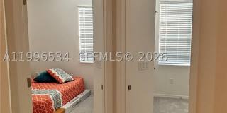 219 BOTTLE BRUSH Dr Gallery 13