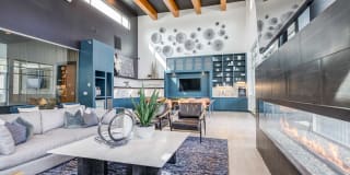 Arista Uptown Gallery 8