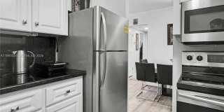 2270 NE 68th St Gallery 5