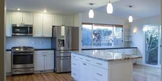 RENOVATED 3 BED MADISON PARK BUNGALOW W EASY COMMUTE! RENOVATED 3 BED MADISON PARK BUNGALOW W EASY COMMUTE! Gallery 1