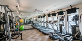 Marina Bend at Clear Creek Apartments Gallery 10