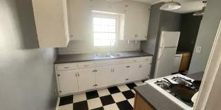 751 Farnell Lane Gallery 5