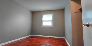 874 Hollyridge Drive Gallery 13