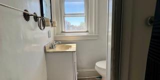 Stunning 3-Bedroom Townhome in Carroll Park! Available NOW! Gallery 15