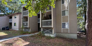 2/2 Condo in Treehouse Village - Available NOW! Gallery 1