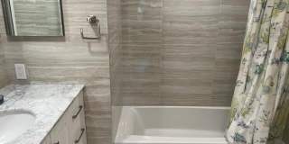 160 Yacht Club 206 Way Gallery 19