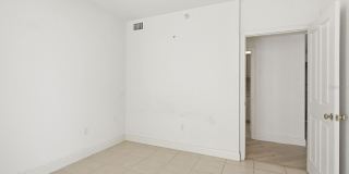 1170 GULF Boulevard SW Gallery 33