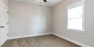 629 N. O'Neil St. Gallery 22