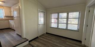 Experience the True San Marco Lifestyle in this Beautiful 3Bed/2Bath House! Ready for move in early July. Gallery 19