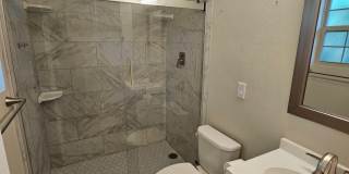 106 N Macarthur Avenue Gallery 22