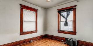 **For Lease: 912 E 31st St – Spacious 5‑Bedroom Historic Home in Central Kansas City** Gallery 23