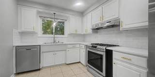 8108 Whitefield Street Gallery 11