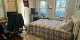 Charming 4 Bedroom Gallery 6