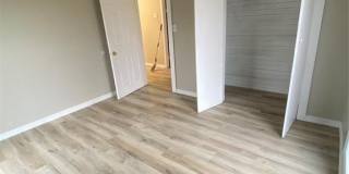 105 S 3rd Street Gallery 10