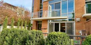 3Bd/2.5Ba Bellevue Townhome 3Bd/2.5Ba Bellevue Townhome Gallery 1