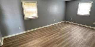 3 bed house in Church Hill! Enjoy big yard, great location, hardwoods, central Ac, and laundry! Gallery 26