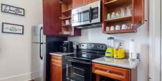 1915 Philip St. Gallery 6