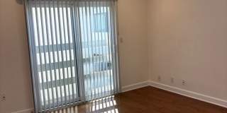 2+2+Loft+Rooftop Deck Upstairs Unit on Hollywood Beach, Oxnard, CA Gallery 22
