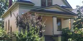 Charming 1905 Brick Bungalow in the Heart of Washington Park West Gallery 1