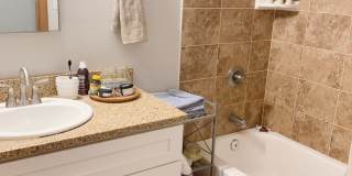 519 N Garden St Gallery 21