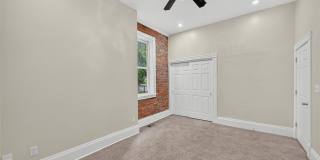 3319 S 18th Street Gallery 31