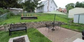 Beautiful 2-bedroom Charmer in Aksarben Gallery 16
