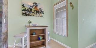 20151 Seagrove St Gallery 18
