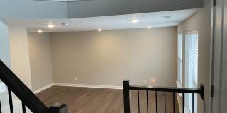 11573 Fulham Street Gallery 20