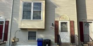 14937 LONDON Lane Gallery 1
