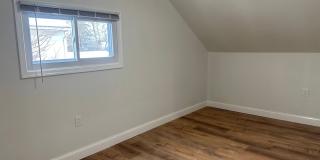 Renovated Pennsbury School District 4 bedroom 2 bath in North Park in Levittow PA Falls Twp.  Large Lot Gallery 18