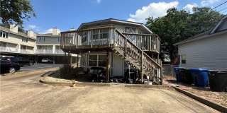 3221 Page Avenue Gallery 1