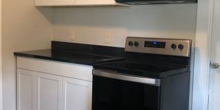 Historic Sanford Second Floor 1BR/1BA Apartment Available Now! Gallery 5