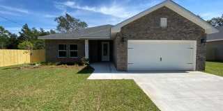 Spacious 3 Bedroom Home in Mary Esther! Gallery 1