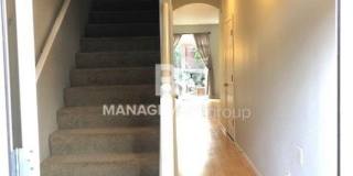 Updated Beaverton Townhome Close to Nike! Private Yard/Patio Gallery 3