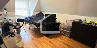 Gorgeous modern entire home perfect for large student groups available 9/1/2027 Gallery 42