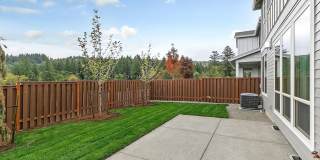 Bethany Stunner - 5 Bedrooms with Main-Level Bed & Bath, Modern Kitchen & Private Fenced Yard Gallery 28