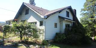 PRIVATE BOTHELL HOME FOR RENT W LARGE YARD & NEW PAINT & CARPET! Gallery 1