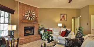 Cute 3-bedroom, 2-bath home Gallery 7