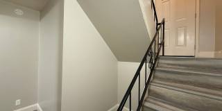 Saint Clair  -  2459 S Gallery 14