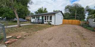 Quaint 3-Bedroom Home in Colorado Springs – Move-In Ready with Modern Updates! Quaint 3-Bedroom Home in Colorado Springs – Move-In Ready with Modern Updates! Gallery 1