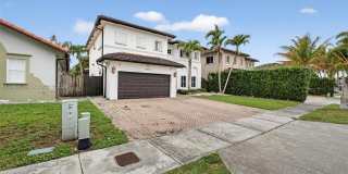 15874 SW 138th Ter Gallery 2