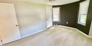 4 Bedroom 2 Bathroom in Harrisburg! Gallery 36