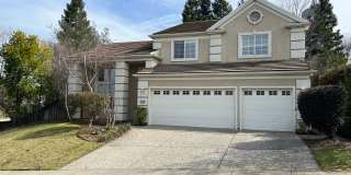 Beautiful 5 Bedroom Home in Granite Bay Gallery 1