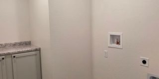 2912 Cribbon Ave Gallery 4