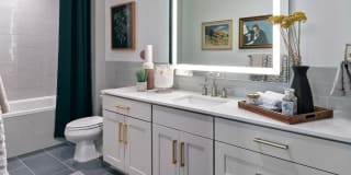 The Hadley Gallery 10