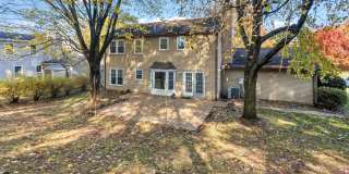 2621 JOHN MILTON Drive Gallery 38