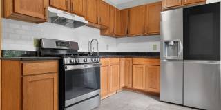 Charming 3BR Duplex in Poughkeepsie Gallery 7