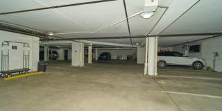 450 East Ohio Street Gallery 27
